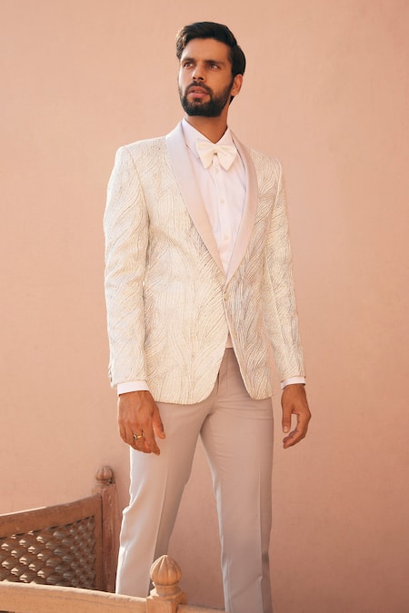 Asuka Textured Abstract Pattern Tuxedo With Pant 