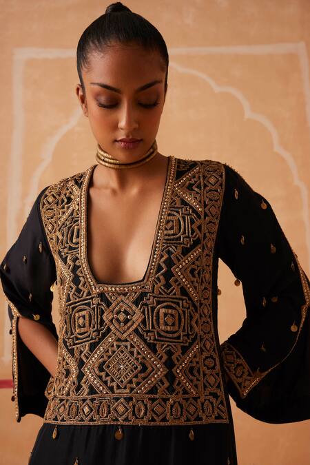Sureena Chowdhri_Black Pure Silk Embroidery Zardozi Deep Square Neck Hazrat Kaftan_Online_at_Aza_Fashions