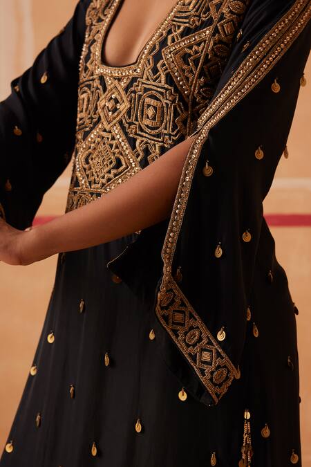 Buy_Sureena Chowdhri_Black Pure Silk Embroidery Zardozi Deep Square Neck Hazrat Kaftan_Online_at_Aza_Fashions