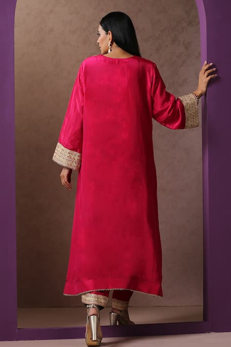 Wazir C Silk Kashmiri Tilla Embroidered Kurta With Salwar 
