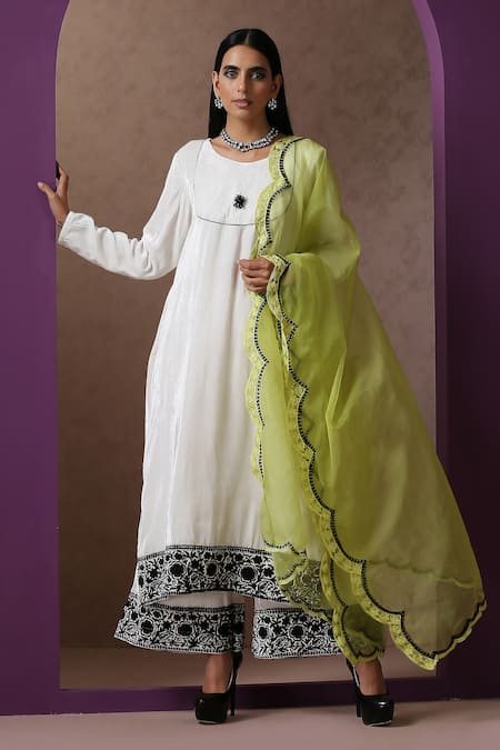 Wazir C White Velvet, Organza, Cotton Embroidery Round Placement Kurta Flared Pant Set 