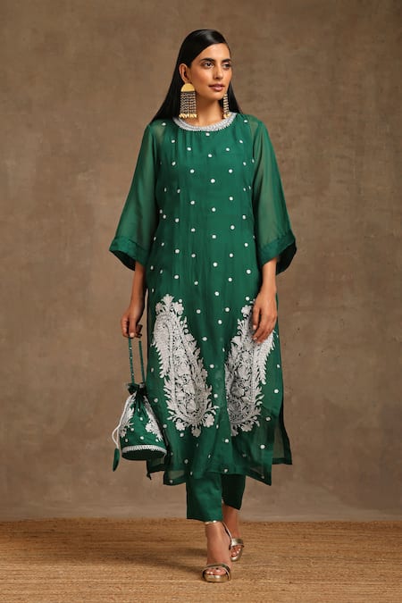 Shop_Wazir C_Green Cotton, Organza Embroidery Round Neck Kashmiri Tilla Kurta With Pant _at_Aza_Fashions