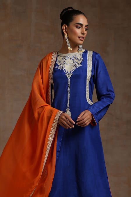 Wazir C_Blue Silk, Organza, Cotton Embroidery Round Neck Straight Kurta Flared Pant Set _at_Aza_Fashions