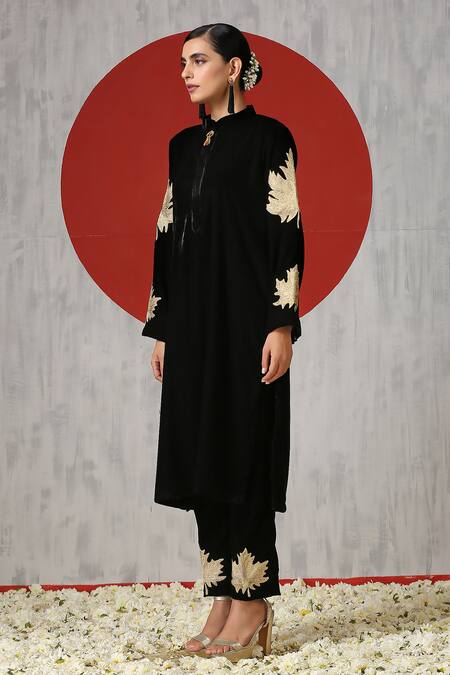 Shop_Wazir C_Black Velvet Tassels, Embroidery Turtle Neck Placement Kurta And Pant Set _Online_at_Aza_Fashions