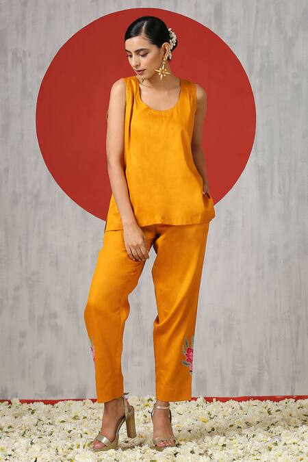 Buy_Wazir C_Yellow Cotton, Organza Embroidery Round Neck Cape Pant Set 