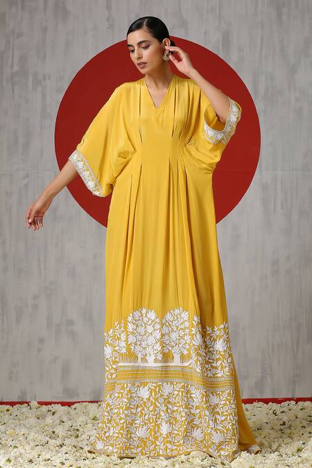 Wazir C_Yellow Crepe Embroidery V-neck Placement Kaftan _Online_at_Aza_Fashions