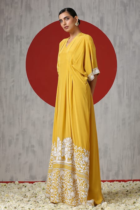 Wazir C_Yellow Crepe Embroidery V-neck Placement Kaftan _at_Aza_Fashions