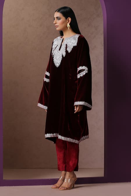 Shop_Wazir C_Maroon Velvet, Silk Embroidery Keyhole Neck Pheran And Pant Set _Online_at_Aza_Fashions
