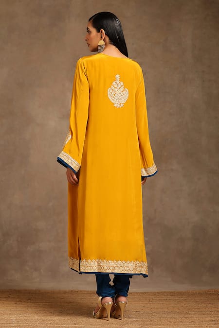 Wazir C Embroidered Pheran & Churidar Set 