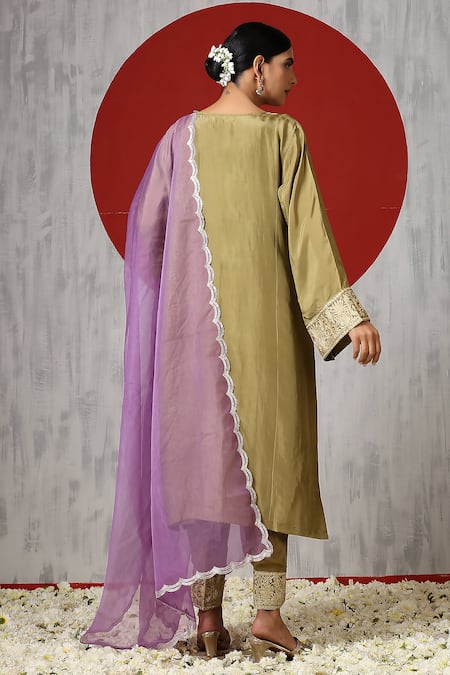 Wazir C Kashmiri Tilla Embroidered Pheran Pant Set 