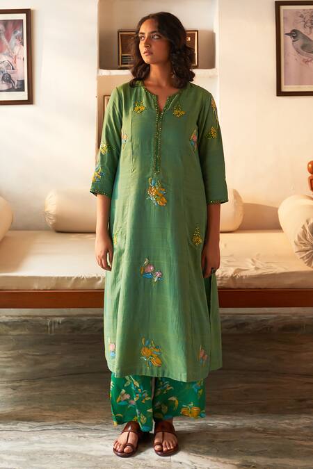 Buy_Label Earthen_Green Cotton Embroidery, Sequins, Mirrors Split Jhumka Sitara Phool Kurta Set _Online_at_Aza_Fashions