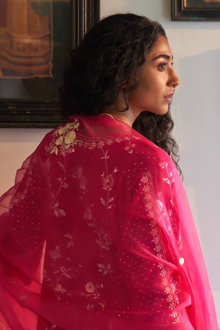 Shop Label Earthen Pink Cotton, Maheshwari, Chiffon Embroidery Gulab Chameli Foil Printed Kurta Set Online at Aza Fashions Shop_Label Earthen_Pink Cotton, Maheshwari, Chiffon Embroidery Gulab Chameli Foil Printed Kurta Set _Online_at_Aza_Fashions