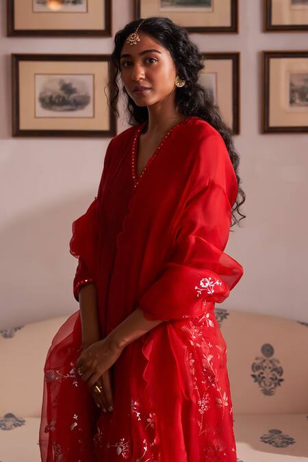 Label Earthen Red Cotton, Maheshwari, Chiffon Sequins, Embroidery Khushboo Anarkali Set at Aza Fashions Label Earthen_Red Cotton, Maheshwari, Chiffon Sequins, Embroidery Khushboo Anarkali Set _at_Aza_Fashions