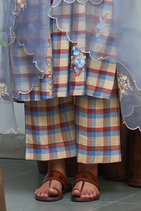 Shop Label Earthen Beige Cotton Embroidery Split V-neck Asmani Jugnu Checkered Kurta Set Online at Aza Fashions Shop_Label Earthen_Beige Cotton Embroidery Split V-neck Asmani Jugnu Checkered Kurta Set _Online_at_Aza_Fashions