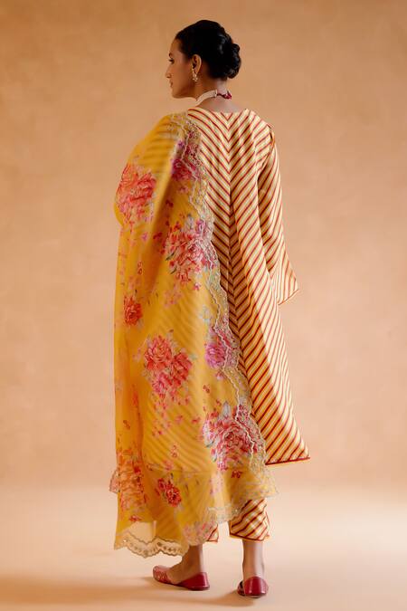 Shop Amisha Kothari Yellow Silk, Organza Embroidery, Zari V-neck Jamini Stripe Print Kurta Pant Set at Aza Fashions Shop_Amisha Kothari_Yellow Silk, Organza Embroidery, Zari V-neck Jamini Stripe Print Kurta Pant Set _at_Aza_Fashions