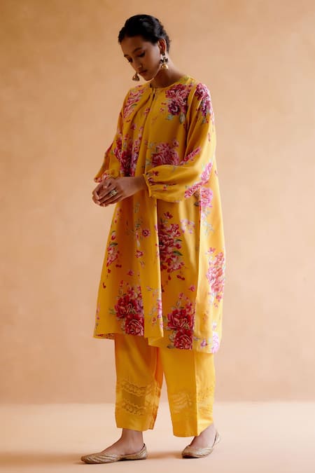 Buy_Amisha Kothari_Yellow Silk Embroidery Round Neck Gauri Floral Print Kurta And Pant Set _Online_at_Aza_Fashions