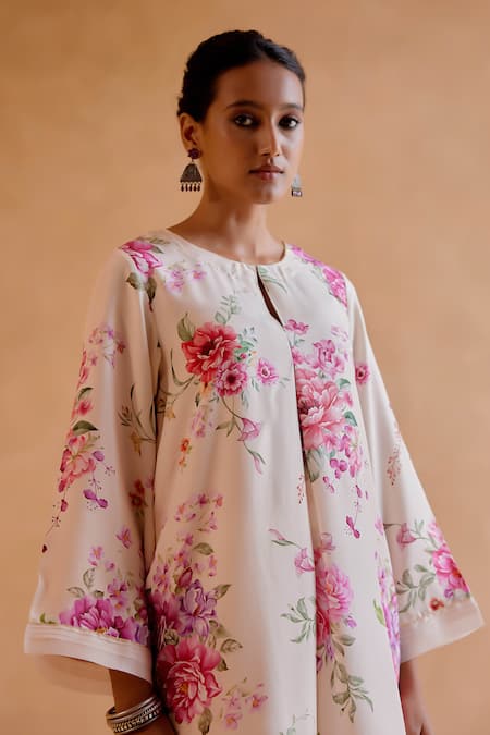 Shop_Amisha Kothari_Cream Silk Beads, Embroidery, Zari Round Neck Gopika Floral Print Kurta Pant Set _Online_at_Aza_Fashions