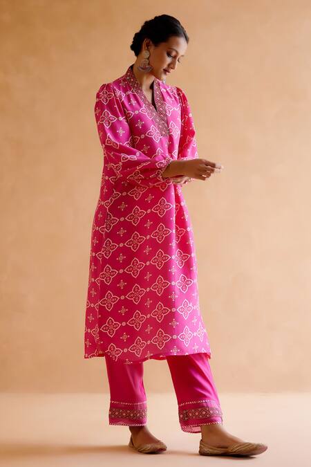 Buy_Amisha Kothari_Pink Silk Embroidery V-neck Asavari Digital Print Tunic And Pant Set _Online_at_Aza_Fashions