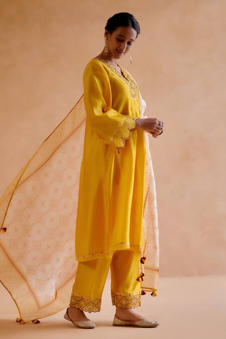 Shop_Amisha Kothari_Yellow Chanderi , Organza Embroidery, Tassels Zardosi Kurta Pant Set _Online_at_Aza_Fashions