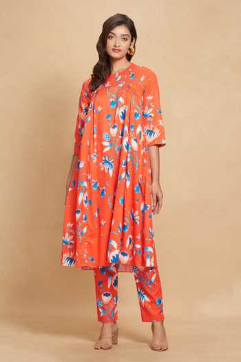 Gulabo By Abu Sandeep Red Cotton Satin Lotus Round Floral Bloom Print Tunic at Aza Fashions Gulabo By Abu Sandeep_Red Cotton Satin Lotus Round Floral Bloom Print Tunic _at_Aza_Fashions