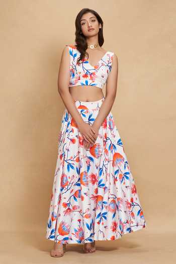 Gulabo By Abu Sandeep White Cotton Satin Floral Bloom Print Skirt Online at Aza Fashions Gulabo By Abu Sandeep_White Cotton Satin Floral Bloom Print Skirt _Online_at_Aza_Fashions