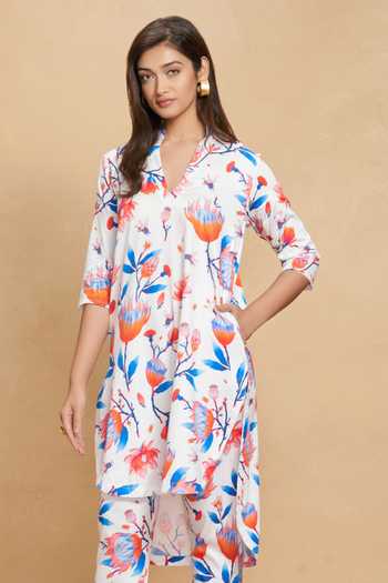 Shop Gulabo By Abu Sandeep White Cotton Satin Floral Collared Neck Flower Garden Print Tunic Online at Aza Fashions Shop_Gulabo By Abu Sandeep_White Cotton Satin Floral Collared Neck Flower Garden Print Tunic _Online_at_Aza_Fashions