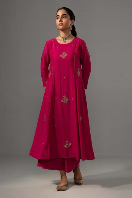 Label Shreya Sharma_Fuchsia Chanderi, Silk Organza Embroidery Round Neck Floral Kurta Set _Online_at_Aza_Fashions