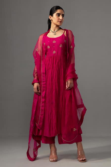 Label Shreya Sharma Fuchsia Kurta And Pant Chanderi Embroidered Floral Round Anarkali Set 