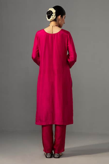 Shop_Label Shreya Sharma_Fuchsia , Organza Embroidery Round Neck Floral Kurta Set _at_Aza_Fashions