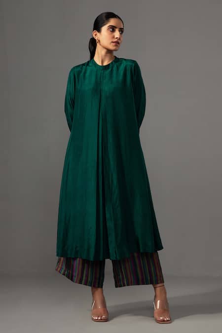 Shop_Label Shreya Sharma_Emerald Green Silk Bandeau Neck Box Pleat Kurta With Printed Pant _Online_at_Aza_Fashions