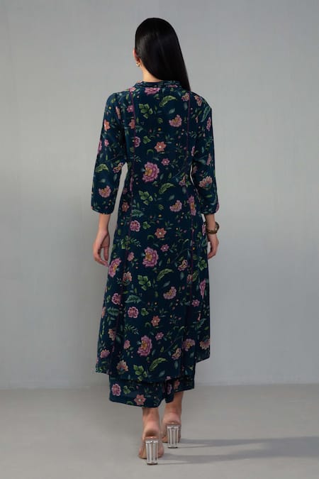 Shop_Label Shreya Sharma_Blue Crepe Embroidery Mandarin Collar Floral Printed Kurta Set _at_Aza_Fashions