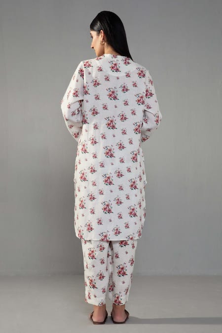 Shop Label Shreya Sharma White Linen Mandarin Collar Rose Print Kurta With Pant at Aza Fashions Shop_Label Shreya Sharma_White Linen Mandarin Collar Rose Print Kurta With Pant _at_Aza_Fashions