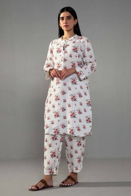 Label Shreya Sharma White Linen Mandarin Collar Rose Print Kurta With Pant Online at Aza Fashions Label Shreya Sharma_White Linen Mandarin Collar Rose Print Kurta With Pant _Online_at_Aza_Fashions