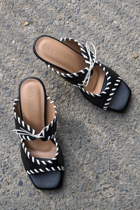 Devano Renata Tie Up Heels 