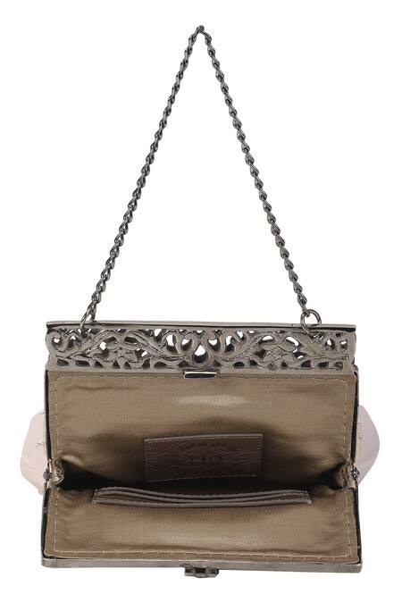 Buy_The Leather Garden_Purple Floral Zardozi Lilac Potli Bag 