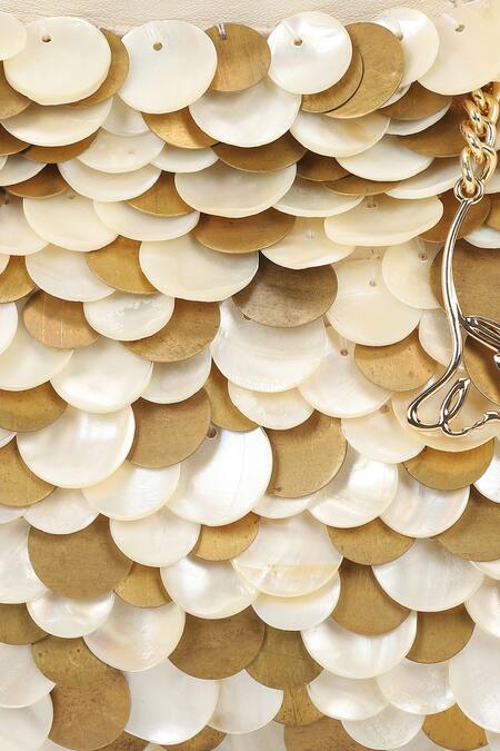 Buy The Leather Garden Ivory Pearl Shells Udaipur Embroidered Potli Bag Buy_The Leather Garden_Ivory Pearl Shells Udaipur Embroidered Potli Bag