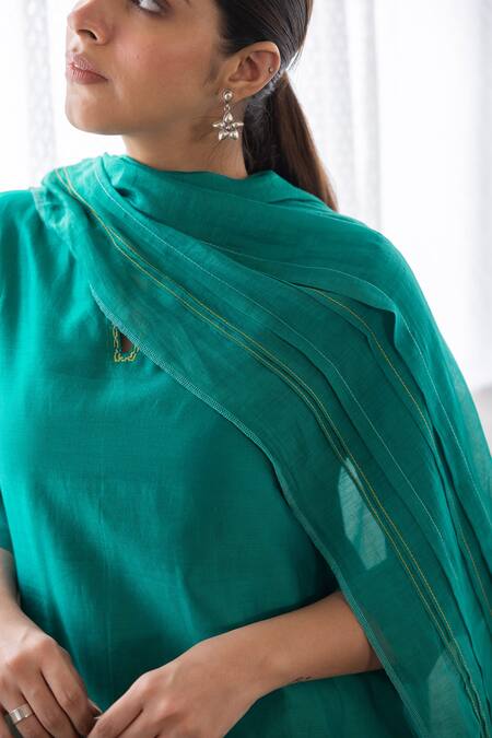 Buy_Vaayu_Green Cotton, Muslin Embroidery, Tassels Flower Vine Placement Kurta Pant Set_Online_at_Aza_Fashions