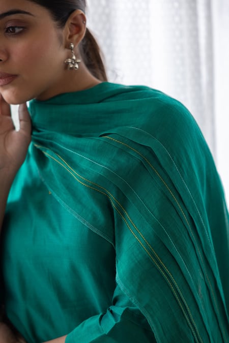 Shop_Vaayu_Green Cotton, Muslin Embroidery, Tassels Flower Vine Placement Kurta Pant Set_Online_at_Aza_Fashions