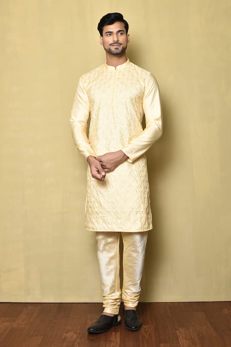 Arihant Rai Sinha Mughal Embroidered Kurta 