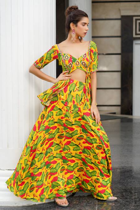 Shop Ahi Clothing Yellow Crepe Mirrors, Zari Sweetheart Floral Print Peplum Blouse And Lehenga Set Online at Aza Fashions Shop_Ahi Clothing_Yellow Crepe Mirrors, Zari Sweetheart Floral Print Peplum Blouse And Lehenga Set _Online_at_Aza_Fashions