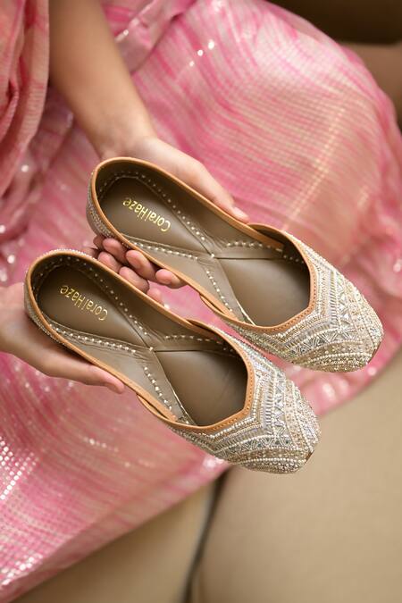 Shop Coral Haze Gold 3d Sequins Chamak Embroidered Juttis Online at Aza Fashions Shop_Coral Haze_Gold 3d Sequins Chamak Embroidered Juttis _Online_at_Aza_Fashions