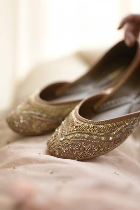 Coral Haze_Peach Noor Hand Embroidered Juttis _Online_at_Aza_Fashions