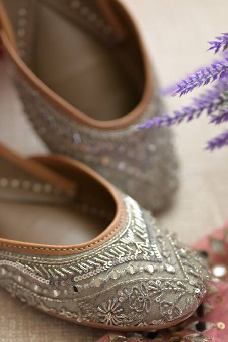 Coral Haze_Grey Zevar Hand Embroidered Juttis _Online_at_Aza_Fashions