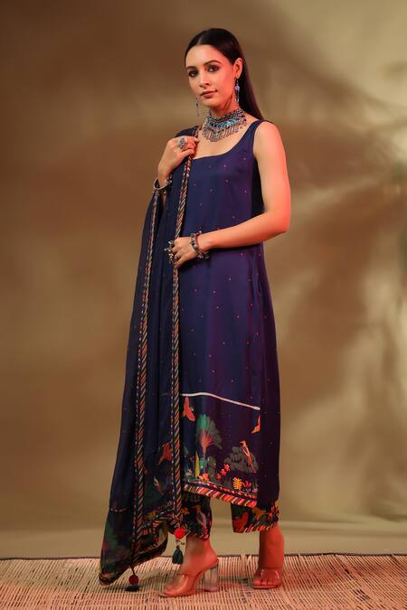 Baise Gaba_Blue Modal, Satin, Chiffon Tassels Square Neck Hoor Straight Kurta Pant Set _Online_at_Aza_Fashions