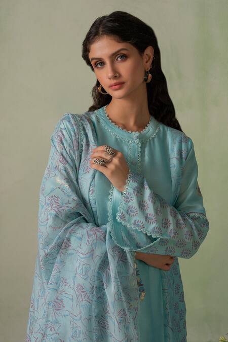 Varun Chhabra_Blue Kurta Chanderi Lined With Mul Cotton Block Printed And Embellished Silk Set_Online_at_Aza_Fashions