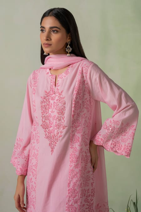 Varun Chhabra_Pink Cotton, Organza Sequins, Embroidery Round Neck Rose Block Print Kurta Set_Online_at_Aza_Fashions