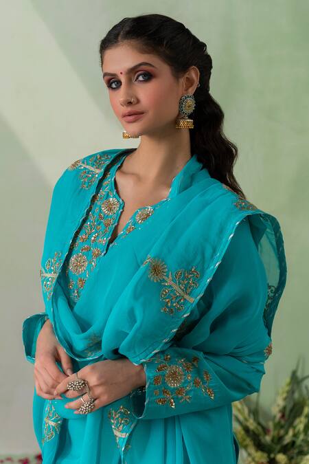 Varun Chhabra_Blue Kurta Chanderi Silk Embroidered Zari Notched Sequin Set_Online_at_Aza_Fashions