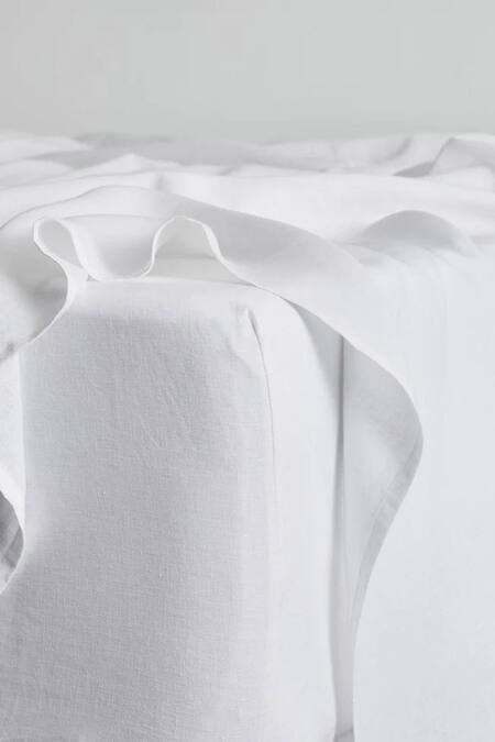 Thread Connect_White Pure Linen Plain Natural Breathable Fitted Bedsheet Set_Online_at_Aza_Fashions
