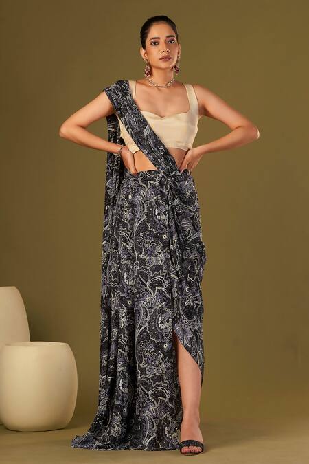 Affroz_Ivory Viscose Sweetheart Neck Paisley Printed Pre-draped Saree And Blouse _Online_at_Aza_Fashions