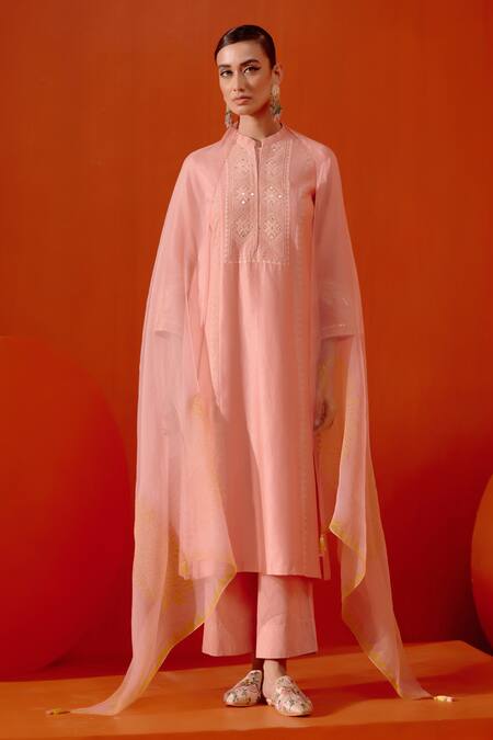 Shop Devnaagri Pink , Cotton, Organza Embroidery Dori And Patra Work Kurta Palazzo Set Online at Aza Fashions Shop_Devnaagri_Pink , Cotton, Organza Embroidery Dori And Patra Work Kurta Palazzo Set _Online_at_Aza_Fashions
